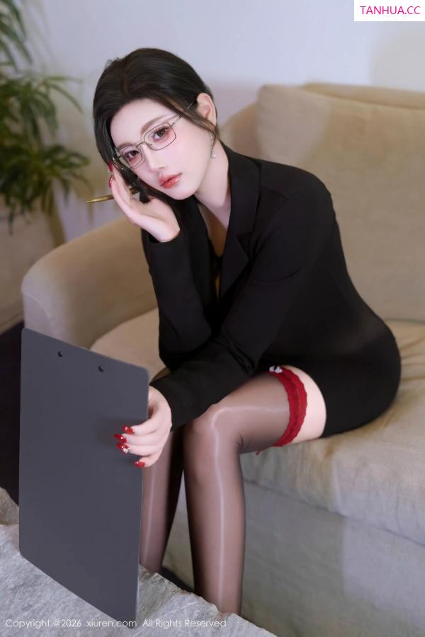 杨晨晨 sugar小甜心CC [XiuRen]高清写真图 2026.01.14 No.11230 杨晨晨. 金属情趣内衣第2张图片